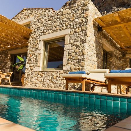 Petra Boutique Villas Arginonda Екстериор снимка