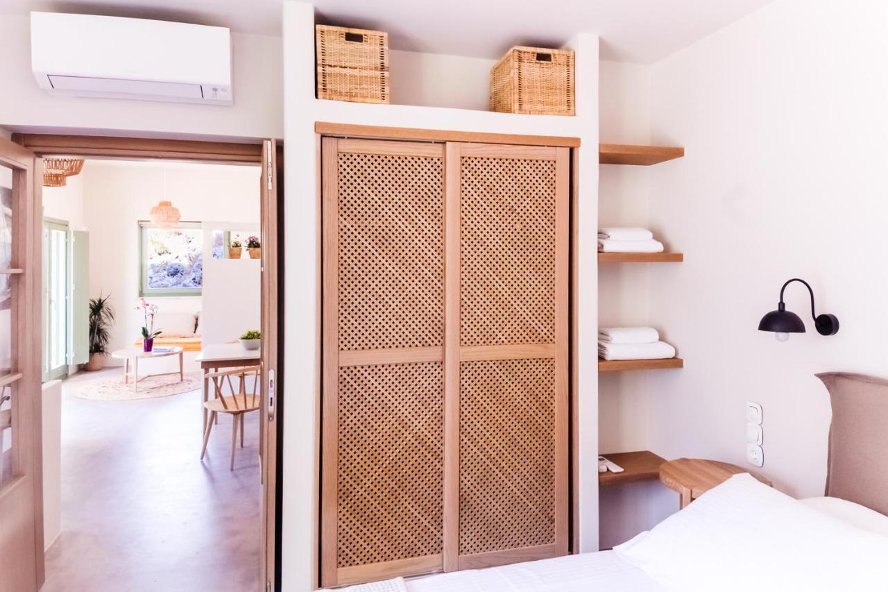 Petra Boutique Villas Arginonda Екстериор снимка