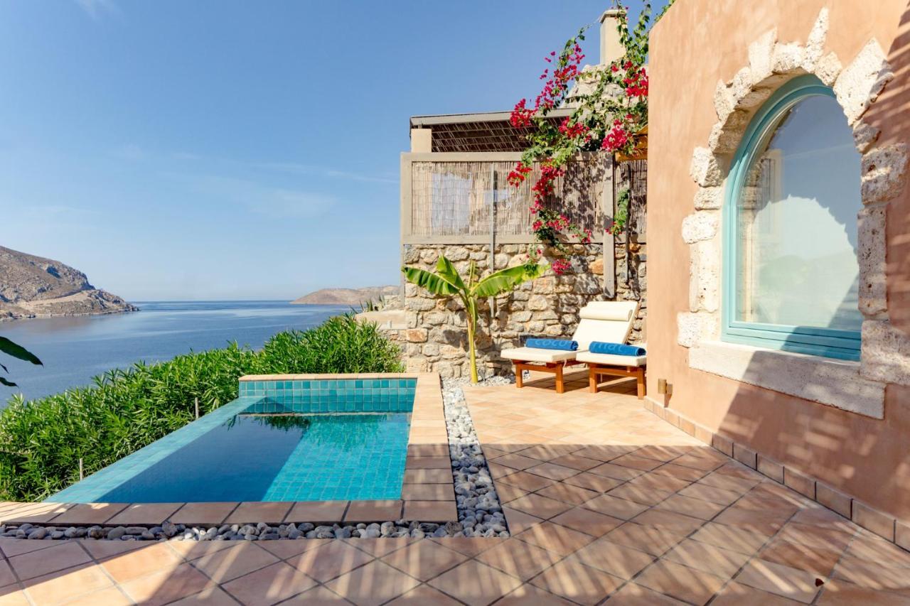 Petra Boutique Villas Arginonda Екстериор снимка