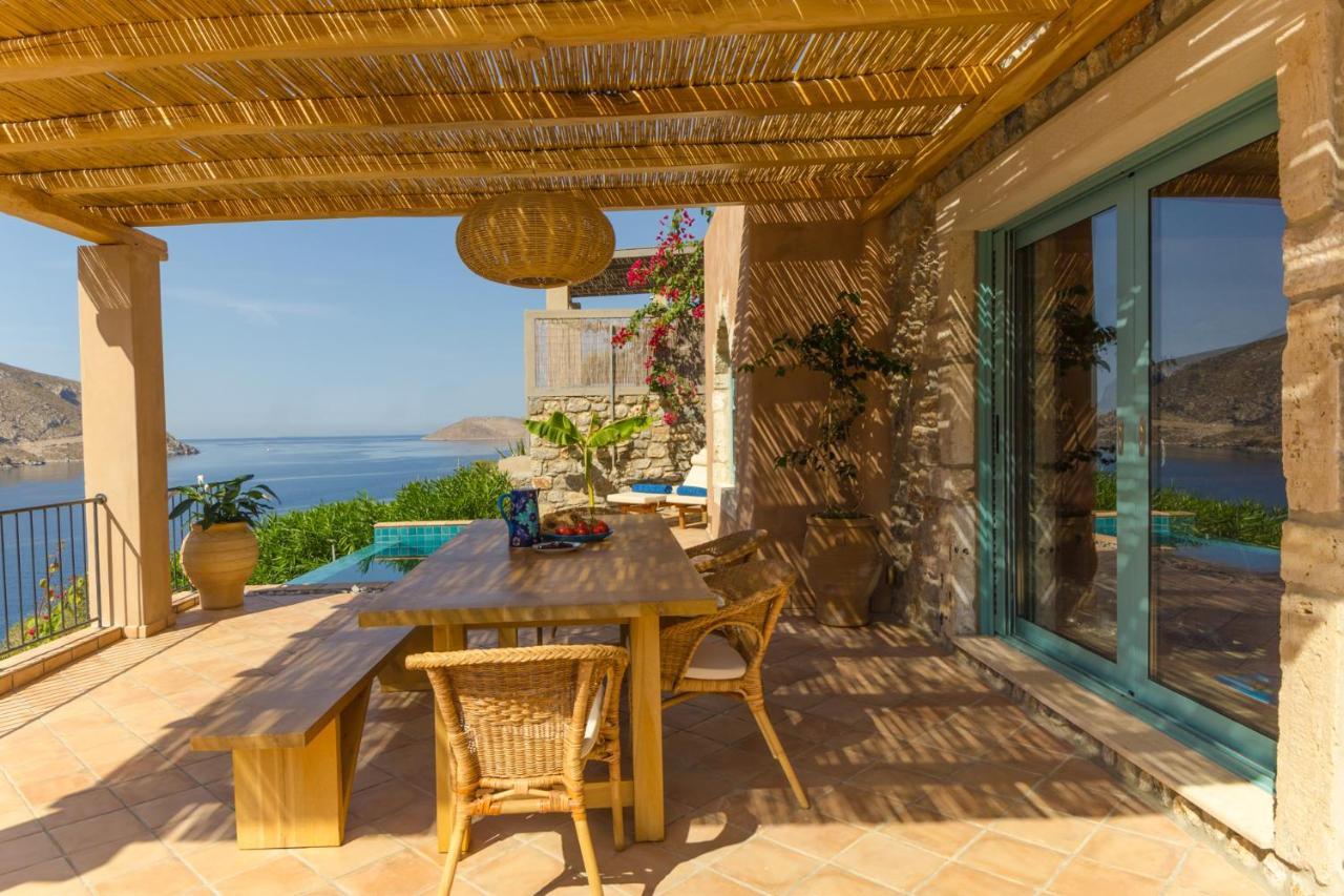 Petra Boutique Villas Arginonda Екстериор снимка