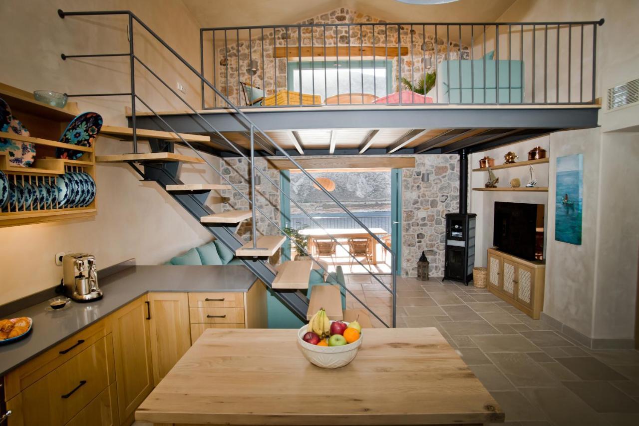 Petra Boutique Villas Arginonda Екстериор снимка
