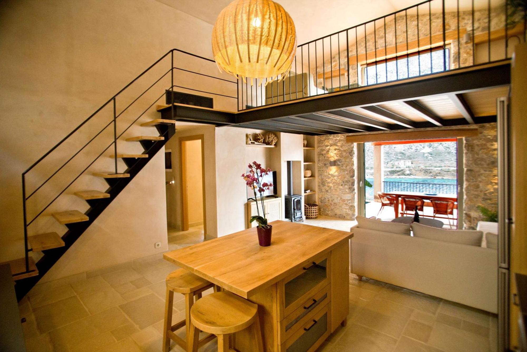 Petra Boutique Villas Arginonda Стая снимка